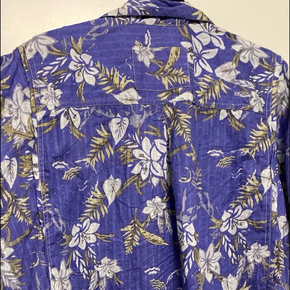 We The Free Periwinkle Button Up collard shirt - Picture 11 of 12